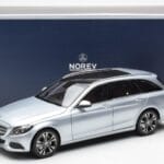 Mercedes C-Class W205 T-Model Argento Asia Exclusive Norev 1:18 - image 8 of 8