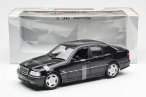 Mercedes C-Class W202 C36 AMG Nero Metallizzato UT Models 1:18 26102 Pressofusione — immagine 6 di 6