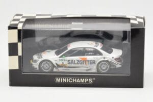 Mercedes C-Class W204 DTM Team AMG Mercedes #5 J. Green DTM 2008 Minichamps 1:43 400083805 Pressofusione — immagine 4 di 4