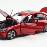 Mercedes C-Class W205 Rosso Metallizzato Asia Exclusive Norev 1:18 - image 2 of 8