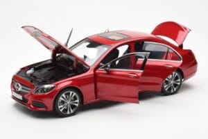 Mercedes C-Class W205 Rosso Metallizzato Asia Exclusive Norev 1:18 183835 Pressofusione — immagine 2 di 8