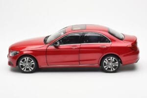 Mercedes C-Class W205 Rosso Metallizzato Asia Exclusive Norev 1:18 183835 Pressofusione — immagine 4 di 8