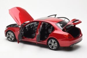 Mercedes C-Class W205 Rosso Metallizzato Asia Exclusive Norev 1:18 183835 Pressofusione — immagine 5 di 8