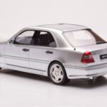Mercedes C36 AMG W202 Argento Otto 1:18 - image 5 of 6
