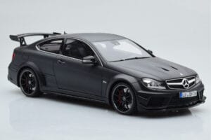 Mercedes C63 AMG W204 Black Series Nero Opaco GT Spirit 1:18 GT843 Resina — immagine 4 di 6