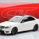 Mercedes C63 AMG W204 Bianco GT Spirit 1:18 - image 6 of 6
