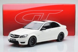 Mercedes C63 AMG W204 Bianco GT Spirit 1:18 GT166 Resina — immagine 6 di 6