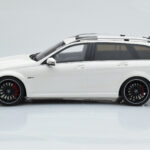 Mercedes C63 AMG S204 T-Model Bianco GT Spirit 1:18 - image 3 of 8