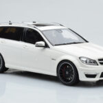 Mercedes C63 AMG S204 T-Model Bianco GT Spirit 1:18 - image 4 of 8