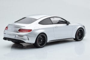 Mercedes C63S AMG C205 Coupe Argento GT Spirit 1:18 GT116 Resina — immagine 2 di 6