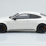 Mercedes C63S AMG C205 Coupe Bianco GT Spirit 1:18 - image 3 of 6