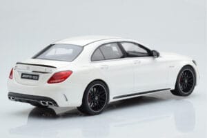 Mercedes C63S AMG W205 Bianco GT Spirit 1:18 B66960370 Resina — immagine 2 di 6