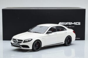 Mercedes C63S AMG W205 Bianco GT Spirit 1:18 B66960370 Resina — immagine 6 di 6