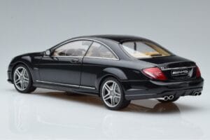 Mercedes CL63 AMG C216 Nero AUTOart 1:18 76169 Pressofusione — immagine 5 di 6