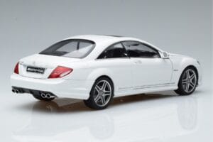 Mercedes CL63 AMG C216 Bianco AUTOart 1:18 76167 Pressofusione — immagine 2 di 6