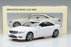 Mercedes CL63 AMG C216 Bianco AUTOart 1:18 76167 Pressofusione — immagine 6 di 6