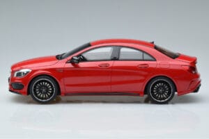 Mercedes CLA 45 AMG C117 Jupiter Rosso GT Spirit 1:18 GT031 Resina — immagine 3 di 6