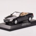 Mercedes CLK A209 Cabriolet Obsidian Nero Metallizzato Minichamps 1:43 - image 2 of 4