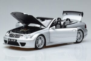 Mercedes CLK DTM AMG W209 Cabriolet Argento Kyosho 1:18 B66962272 Pressofusione — immagine 2 di 8