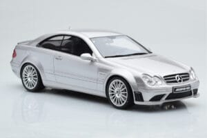 Mercedes CLK63 AMG C209 Coupe Argento Otto 1:18 OT227 Resina — immagine 4 di 6