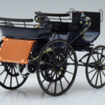 Mercedes Daimler Motorkutsche Blu Scuro Norev 1:18 - image 2 of 6