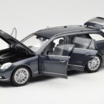 Mercedes E-Class S212 T-Model Tenorit Grigio Metallizzato Minichamps 1:18 B66962447 - image 2 of 8