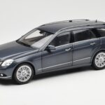 Mercedes E-Class S212 T-Model Tenorit Grigio Metallizzato Minichamps 1:18 B66962447