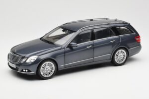 Mercedes E-Class S212 T-Model Tenorit Grigio Metallizzato Minichamps 1:18 B66962447