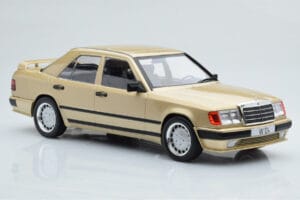 Mercedes E-Class W124 Tuning Beige MCG 1:18 MCG18342 Pressofusione — immagine 4 di 6