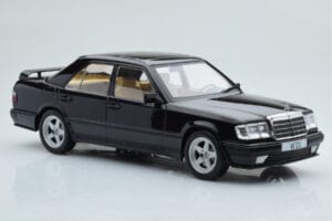 Mercedes E-Class W124 Tuning Nero MCG 1:18 MCG18341 Pressofusione — immagine 4 di 6