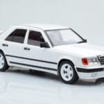 Mercedes E-Class W124 Tuning Bianco MCG 1:18 - image 4 of 6