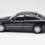 Mercedes E-Class W211 Blu Metallizzato Kyosho 1:18 B66962147 - image 4 of 8