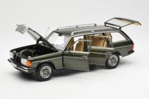 Mercedes 230T W123 T-Model Verde Metallizzato Norev 1:18 183730 Pressofusione — immagine 2 di 8