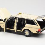 Mercedes 230T W123 T-Model Taxi Norev 1:18 183731 - image 5 of 8