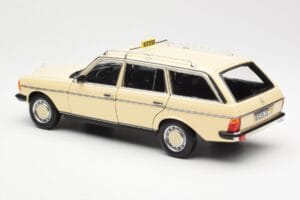 Mercedes 230T W123 T-Model Taxi Norev 1:18 183731 Pressofusione — immagine 7 di 8