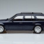 Mercedes E36 AMG S124 Blu Otto 1:18 OT753 Resina - image 3 of 6