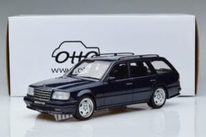 Mercedes E36 AMG S124 Blu Otto 1:18 OT753 Resina — immagine 6 di 6