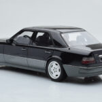 Mercedes E60 AMG W124 Nero Otto 1:18 - image 5 of 6