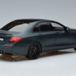Mercedes E63 AMG Brabus 800 W213 Verde GT Spirit 1:18 - image 2 of 6