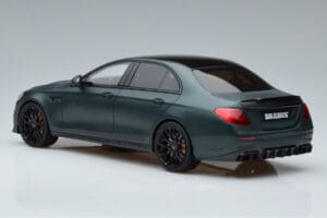 Mercedes E63 AMG Brabus 800 W213 Verde GT Spirit 1:18 GT208 Resina — immagine 5 di 6