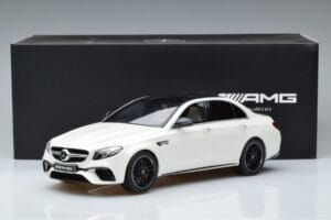 Mercedes AMG E63 S W213 Bianco GT Spirit 1:18 B66965711 Resina — immagine 6 di 6