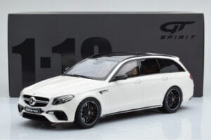 Mercedes AMG E63 S S213 T-Model Bianco GT Spirit 1:18 GT795 Resina — immagine 6 di 6