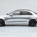Mercedes AMG E63 S W213 Argento GT Spirit 1:18 - image 3 of 6