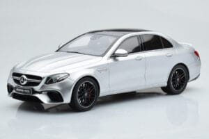 Mercedes AMG E63 S W213 Argento GT Spirit 1:18 GT230