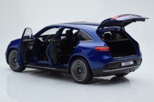 Mercedes EQC 400 Brilliant Blu NZG 1:18 B66963757 Pressofusione — immagine 7 di 8