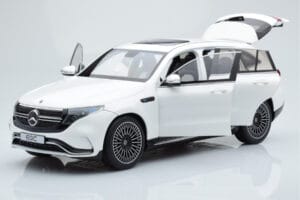 Mercedes EQC 400 Diamond Bianco NZG 1:18 B66963756 Pressofusione — immagine 2 di 8