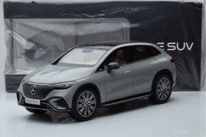Mercedes EQE SUV X294 AMG Line Alpine Grigio NZG 1:18 B66960837 Pressofusione — immagine 8 di 8