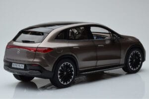 Mercedes EQE SUV X294 AMG Line Velvet Marrone NZG 1:18 B66960836 Pressofusione — immagine 3 di 8