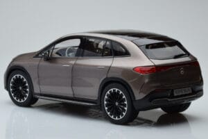 Mercedes EQE SUV X294 AMG Line Velvet Marrone NZG 1:18 B66960836 Pressofusione — immagine 7 di 8