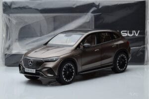 Mercedes EQE SUV X294 AMG Line Velvet Marrone NZG 1:18 B66960836 Pressofusione — immagine 8 di 8